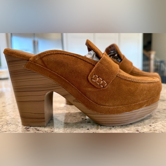 Splendid Super Cute Brown Suede Mules - Picture 3 of 12